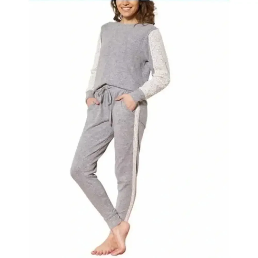 Flora Nikrooz Gray Soft Pajamas SMALL Lace Set Cozy Loungewear Romantic $88 - Picture 3 of 10